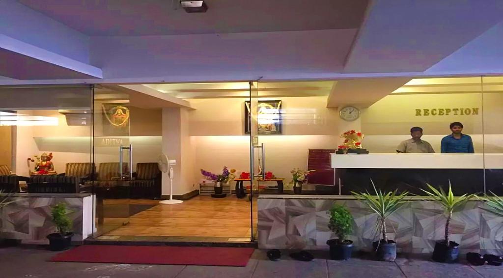 Aditya Palace 호텔 Rājahmundry 외부 사진